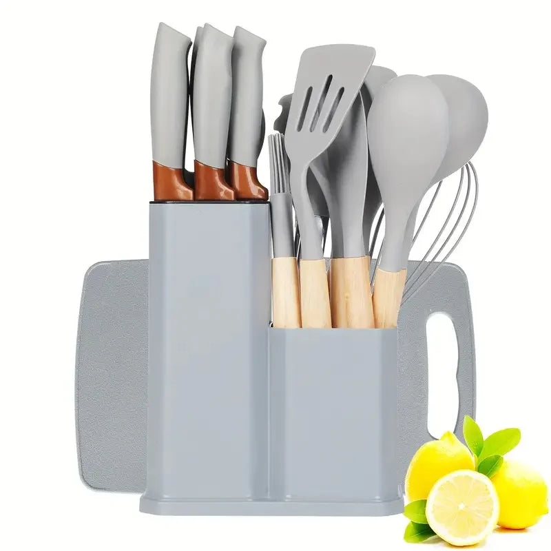 19 knives: Diverse functions suitable for kitchen scenarios