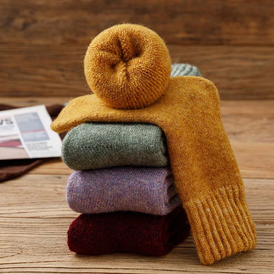 Winter Women's Thick Warm Merino Wool Socks Harajuku Retro Cold Resistant Fashion Casual Solid Color Cashmere Socks 5 Pair