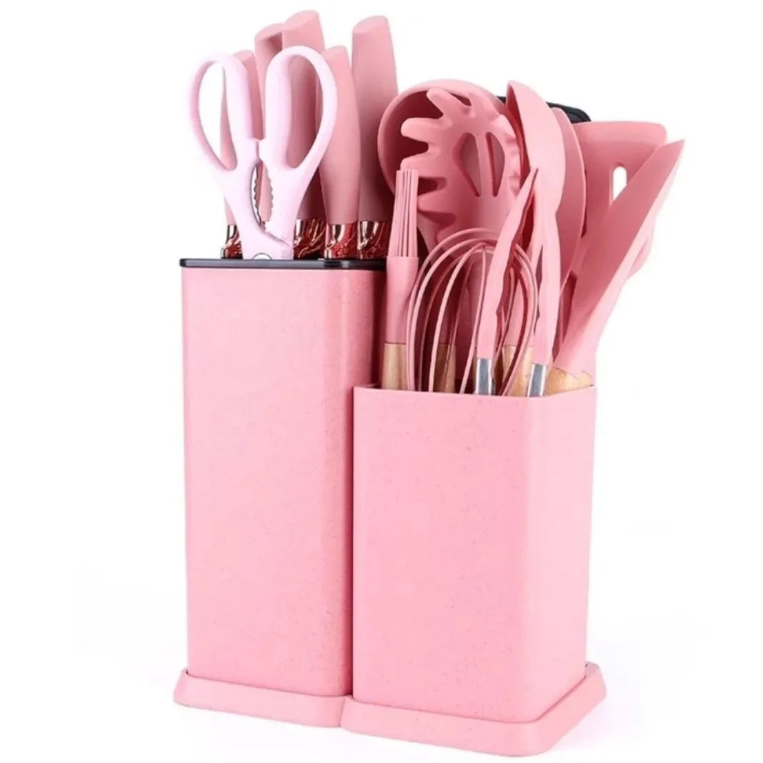 19 knives: Diverse functions suitable for kitchen scenarios