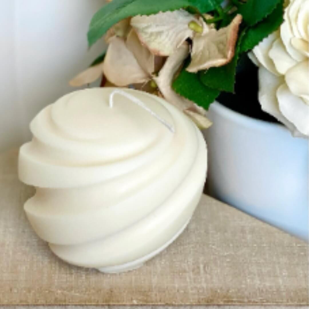 100% Organic Soy Wax Candles – Handcrafted Minimalist Swirl Décor